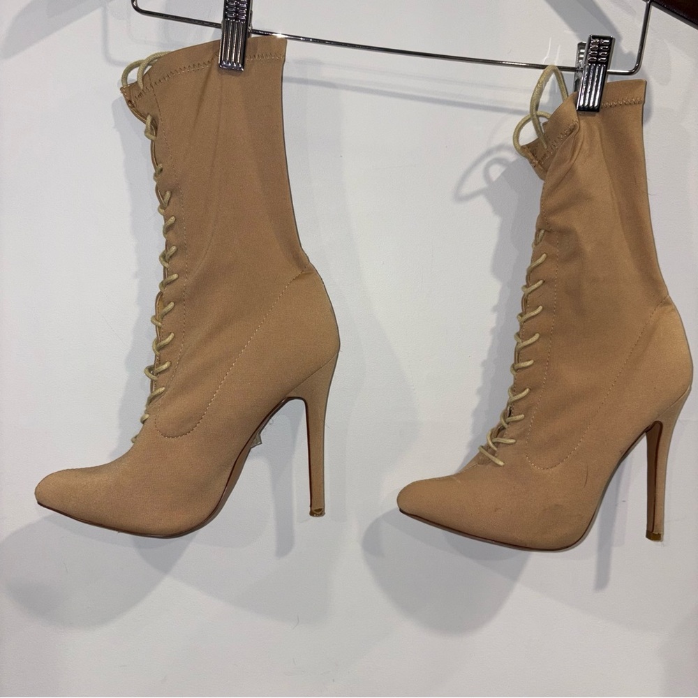 Elegant Tan Lace-Up Women's Boots